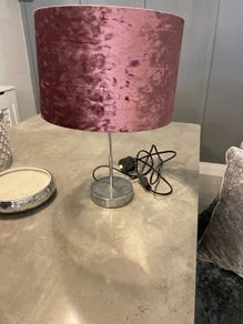 3 cushions and matching lamp