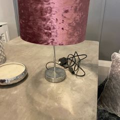 3 cushions and matching lamp