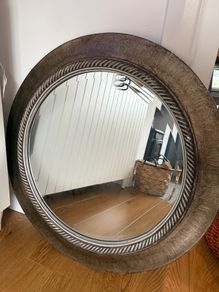 Round Mirror