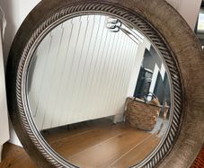 Round Mirror