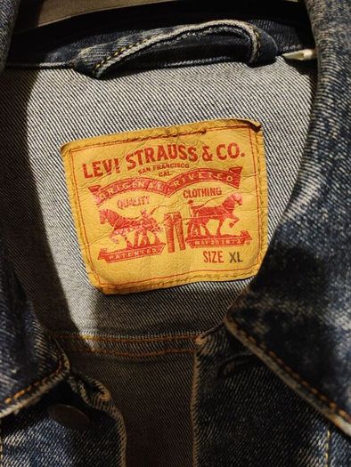 men's XL classic Levi jeans jacket