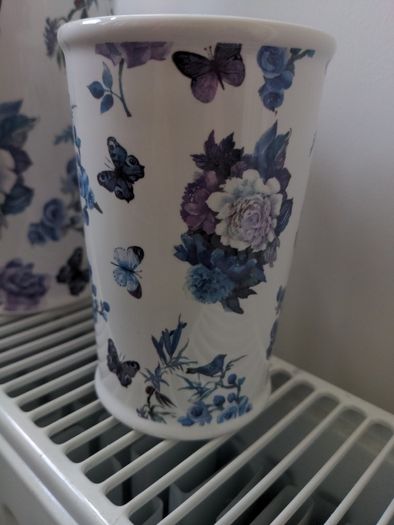 Bathroom accessories