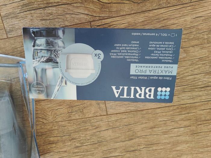 Brita Water Filter Jug with Digital Indicator + 3x New Maxtra Pro Filters