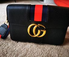 GC shoulder bag