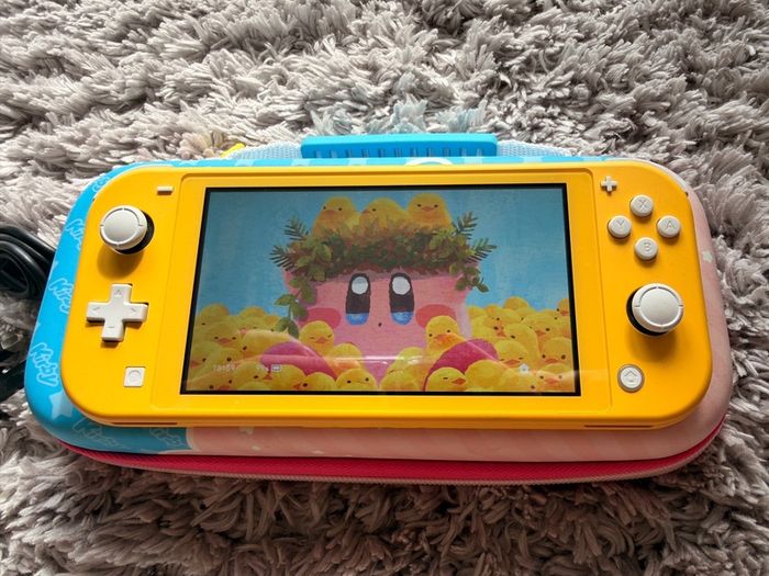 Nintendo Switch Lite Yellow | Modded | 128GB SD Card | Ready to Play