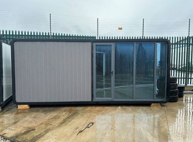 Ex-Showroom Pod  Livable unit Mobile home Portable building Modular home cabin