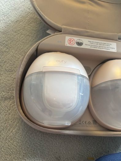 Eufy Breast pump (s1 pro) with charging case & heating technology