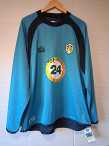 Leeds United Jersey.  BNWT Official Admiral Mens Long Sleeved Goalkeepers Jersey From Season 2006/2007. Collect In Dublin Or Receive Via Post.