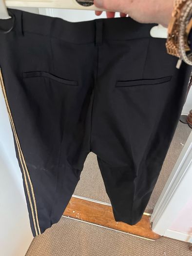 Cigarette pants