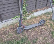 Electric scooter