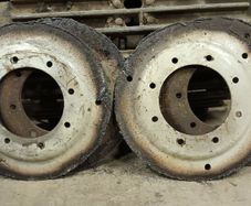 Fiat New Holland rear wheel centres