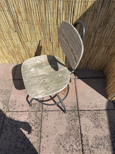 1 Chair