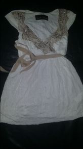 River Island beautiful top size UK6 EUR32/34 Postage included