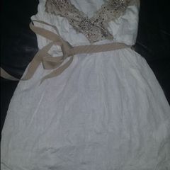 River Island beautiful top size UK6 EUR32/34 Postage included