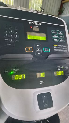 precor 885 upright bikes