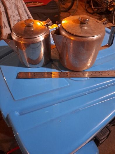 tea pots