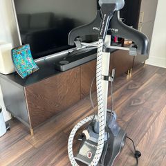 Rowenta Valet garment steamer
