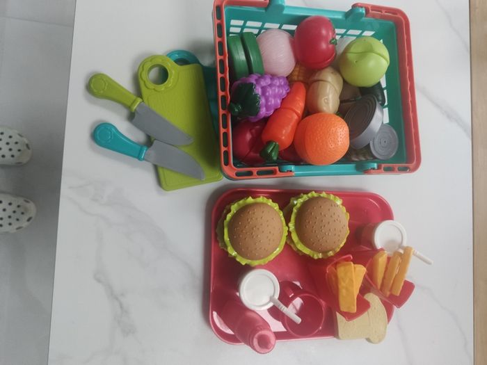 2 Sets Of Kitchen Toys
