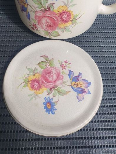 antiques