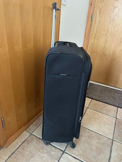 Large Black Samsonite Suitcase