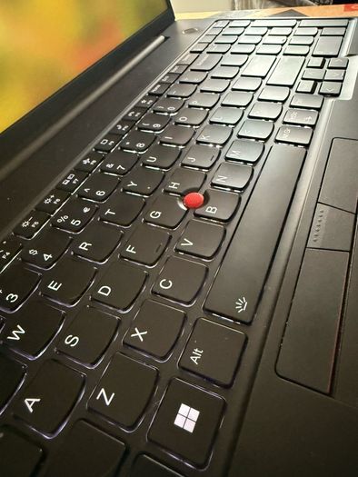 Lenovo ThinkPad E16 Gen 1 Custom