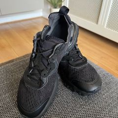 Black Nike Vision React, UK5.5/EUR38.5