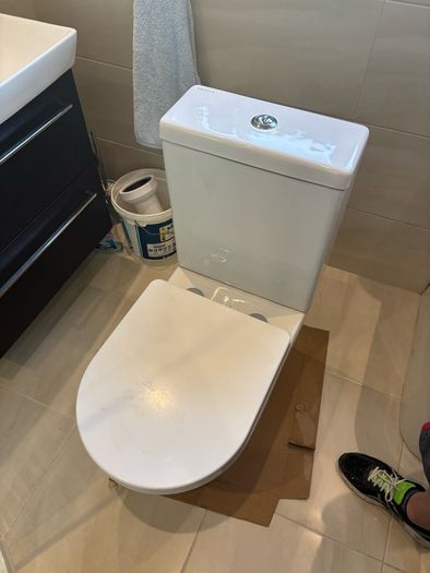 toliet and bath