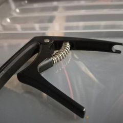 Guitar Capo w/ Pin Puller
