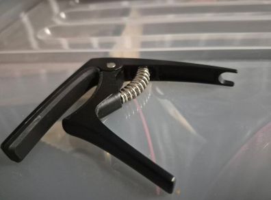 Guitar Capo w/ Pin Puller