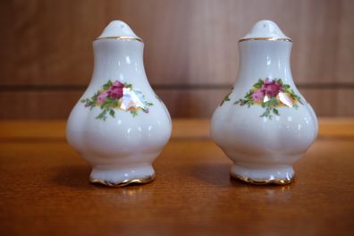 Royal Albert Salt & Pepper In Old Country Roses Pattern