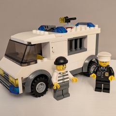Lego Town City Police - Prisoner Transport - set  7245-1 - released 2005
