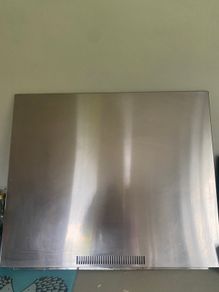 Stainless steel splashback