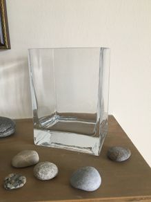 Flower vase