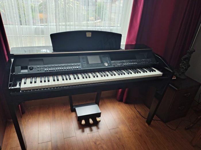 Yamaha Clavinova CVP 505 PE ( not working)