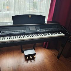 Yamaha Clavinova CVP 505 PE ( not working)