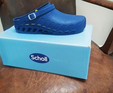Scholl clogs size 8