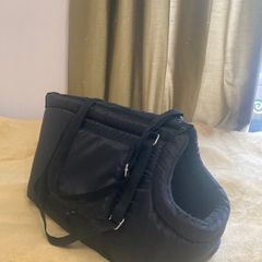 black cat carrier