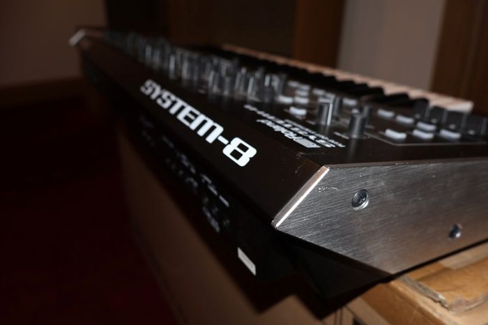 Roland - SYSTEM-8 | PLUG-OUT Synthesizer [+ extras]