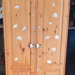 wardrobe