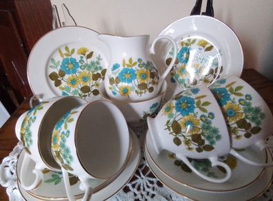 Retro Royal Grafton China Teaset