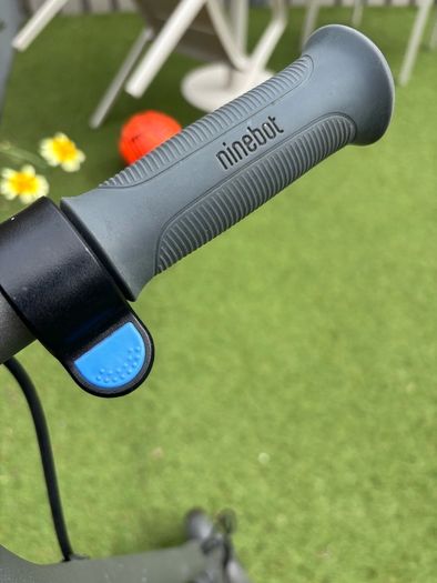 Ninebot Ekick Scooter Zing E10