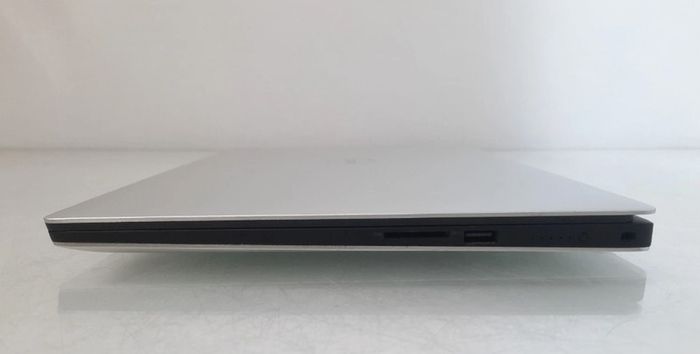 Dell Precision 5540 15.6" WIN 11 PRO Mobile Workstation Business Gaming Laptop i7-9750H 2.6GHz 32GB RAM 256GB SSD Nvidia Quadro T1000 4GB GDDR6