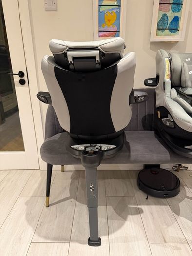 Joie i-Spin 360 ISOFIX in great condition (2nd of 2 for sale separate advert)