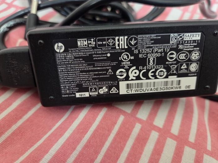 HP genuine charger, Excellent condition