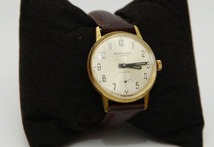 Vintage Swiss Made Sportsman Gents Manual Watch