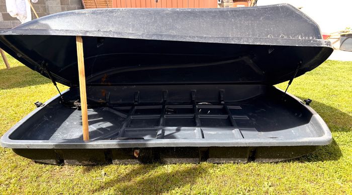 Large Lockable Roof Box
