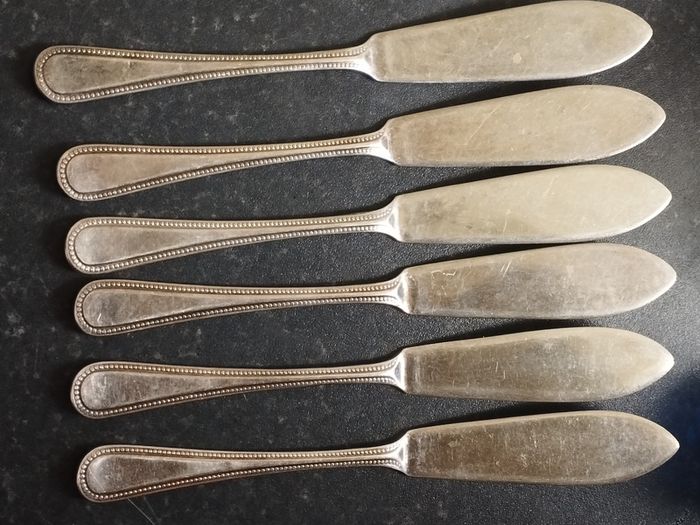 Vintage Sheffield Knives, Set of 6, EPNS A1.