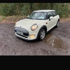 2015 Mini Cooper cream