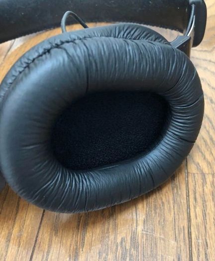 Sony MDR7506 studio monitor Headphones