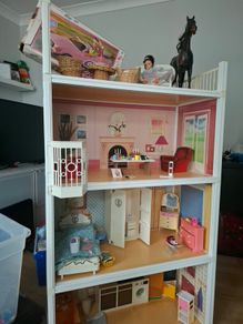 sindy house  horse,doll,car,furniture